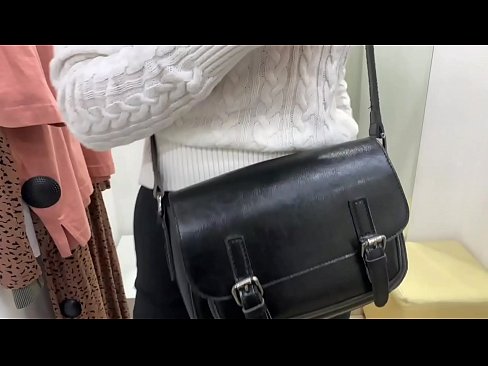 ❤️ Masturbación pública de la joven zorra FeralBerry con un consolador en el probador ❤️ Putas en es.sexuria-net.ru ❌️