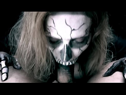 ❤️ Demon girl chupando pollas con su boca negra y tragando semen ❤️ Putas en es.sexuria-net.ru ❌️